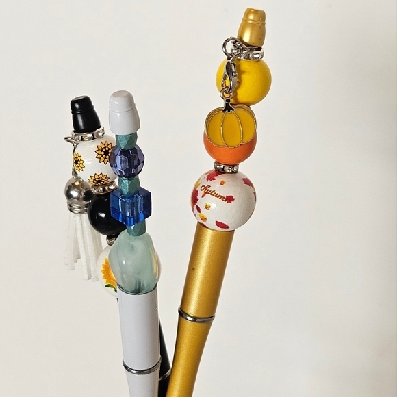 Hand Crafted Holiday Pens Beaded Set of 3 Fall Floral Sunflower Halloween Black - Picture 3 of 17